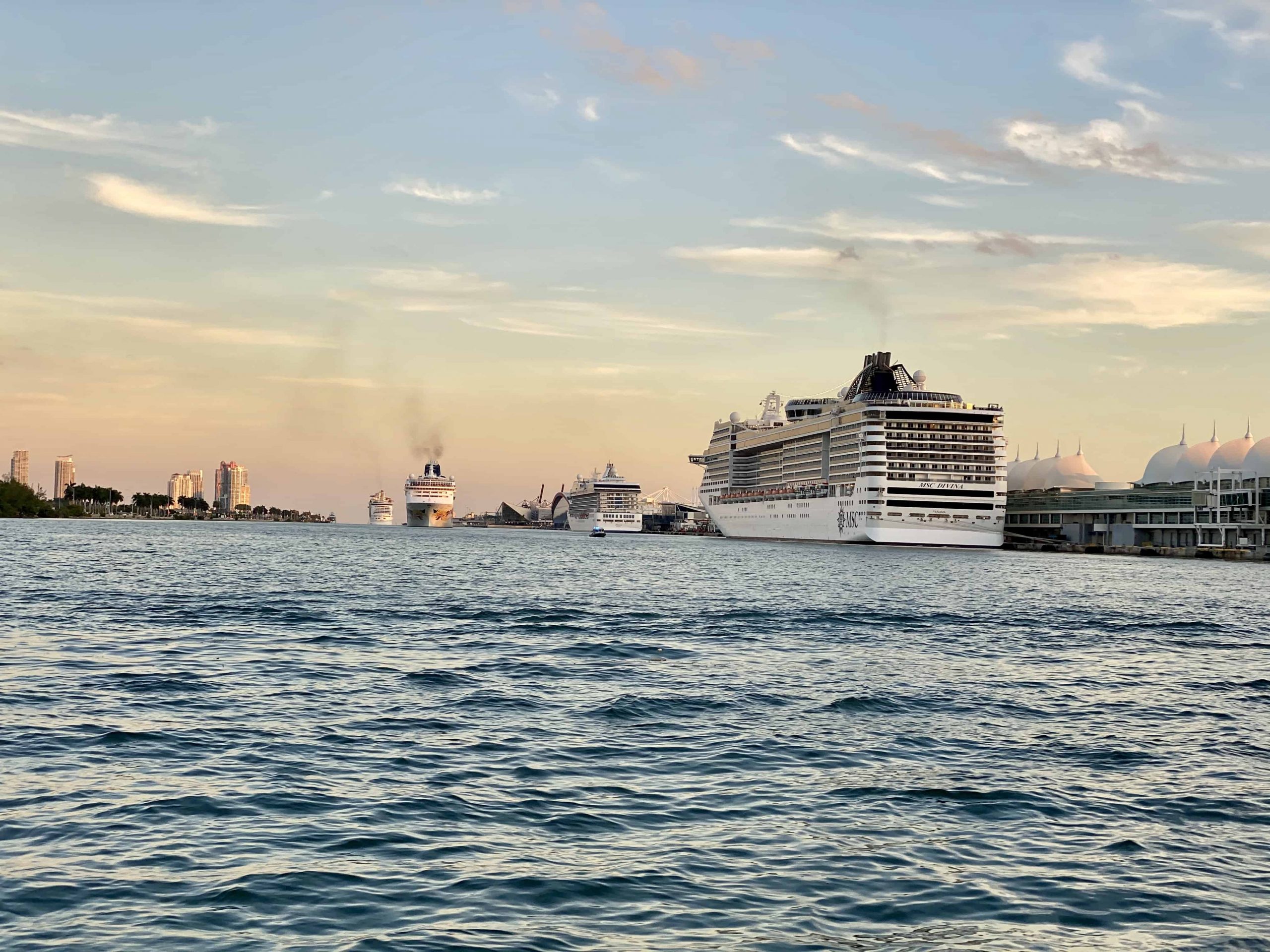 Miami Cruise ship terminal private boat tour and habour cruise