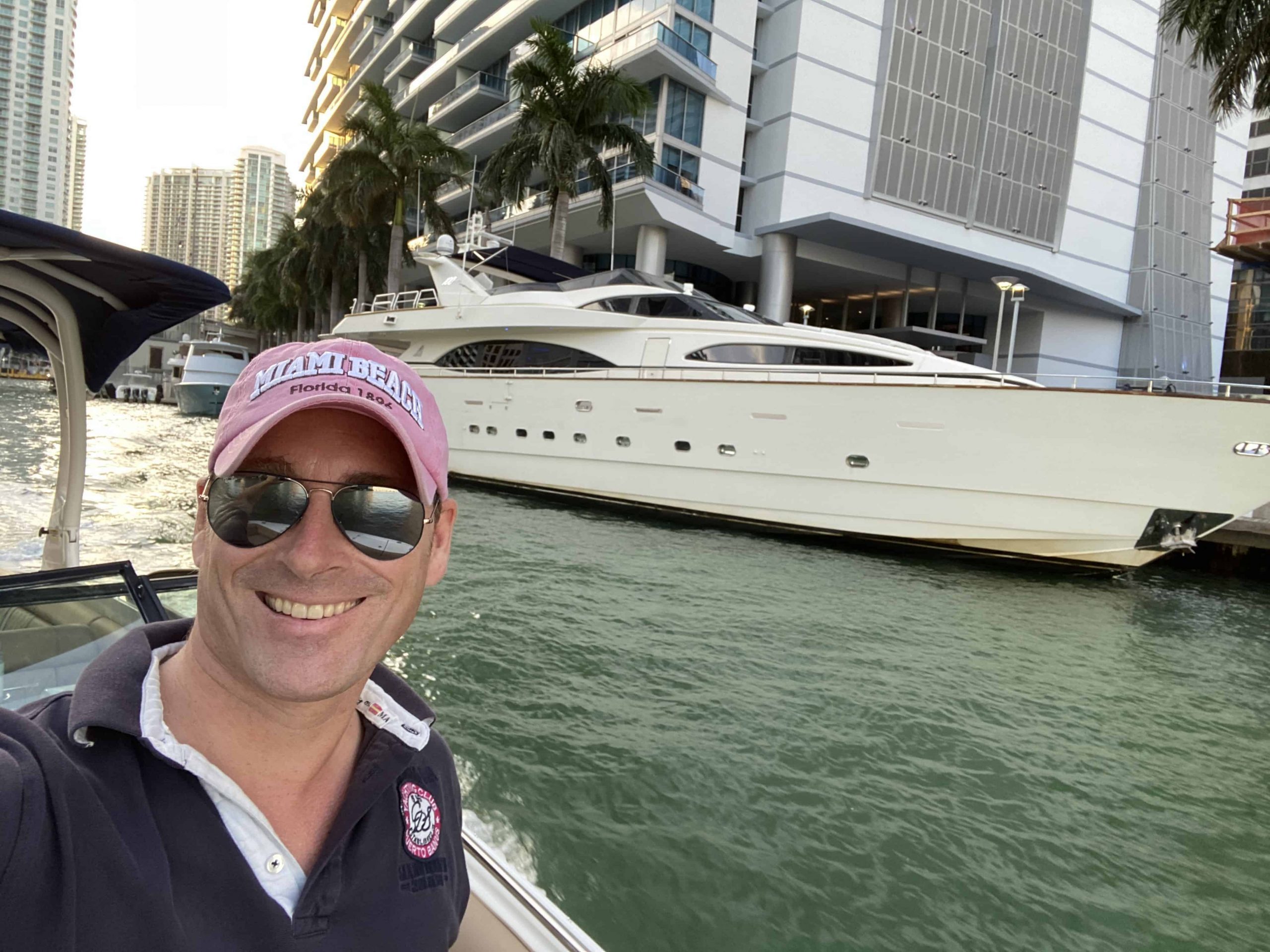 Miami River private boat tour